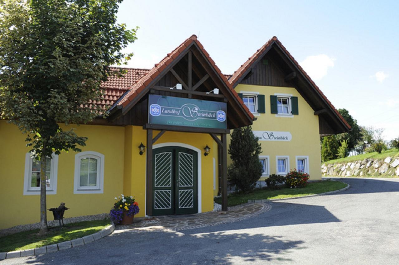 Отель Landhof Steinbaeck Sankt Stefan ob Stainz Экстерьер фото